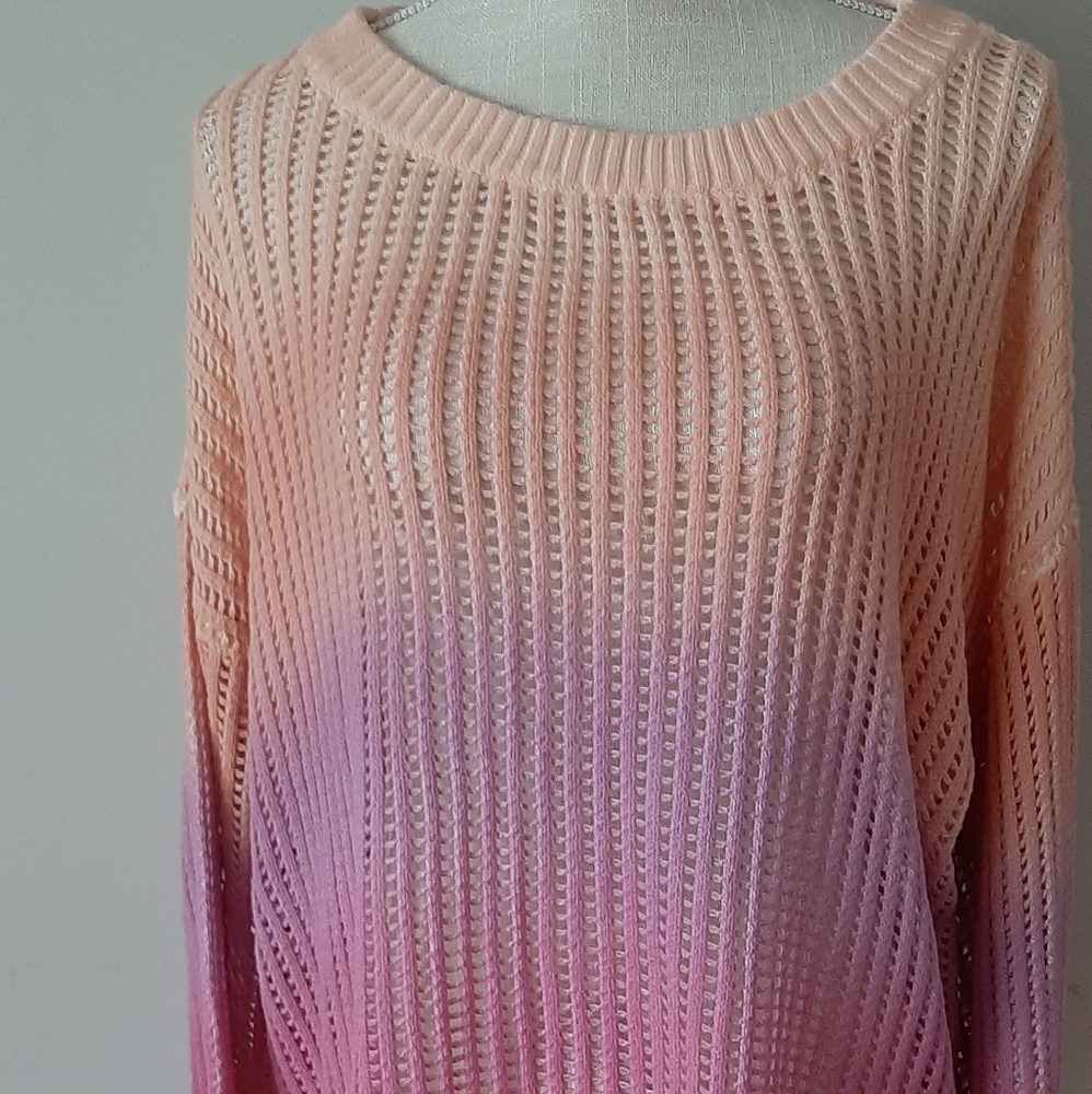Oversized women's sweater 'NWOT'